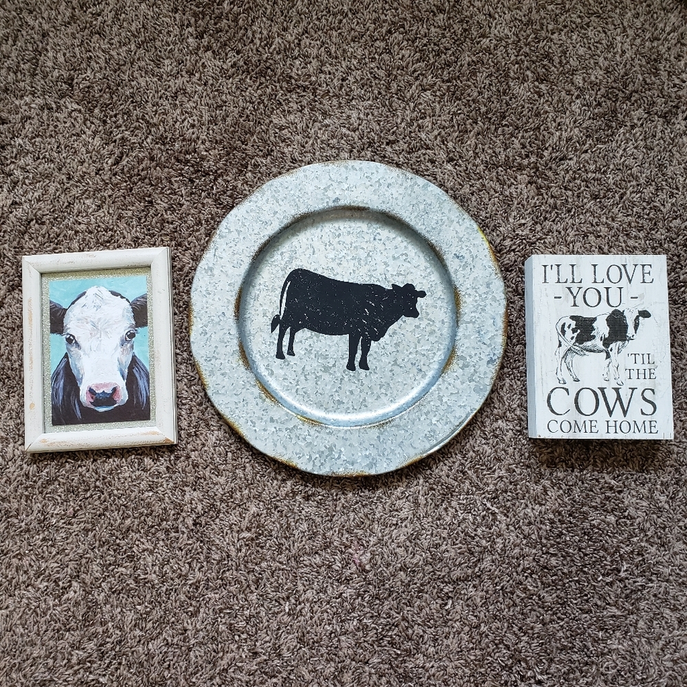 Cow farmhouse decor